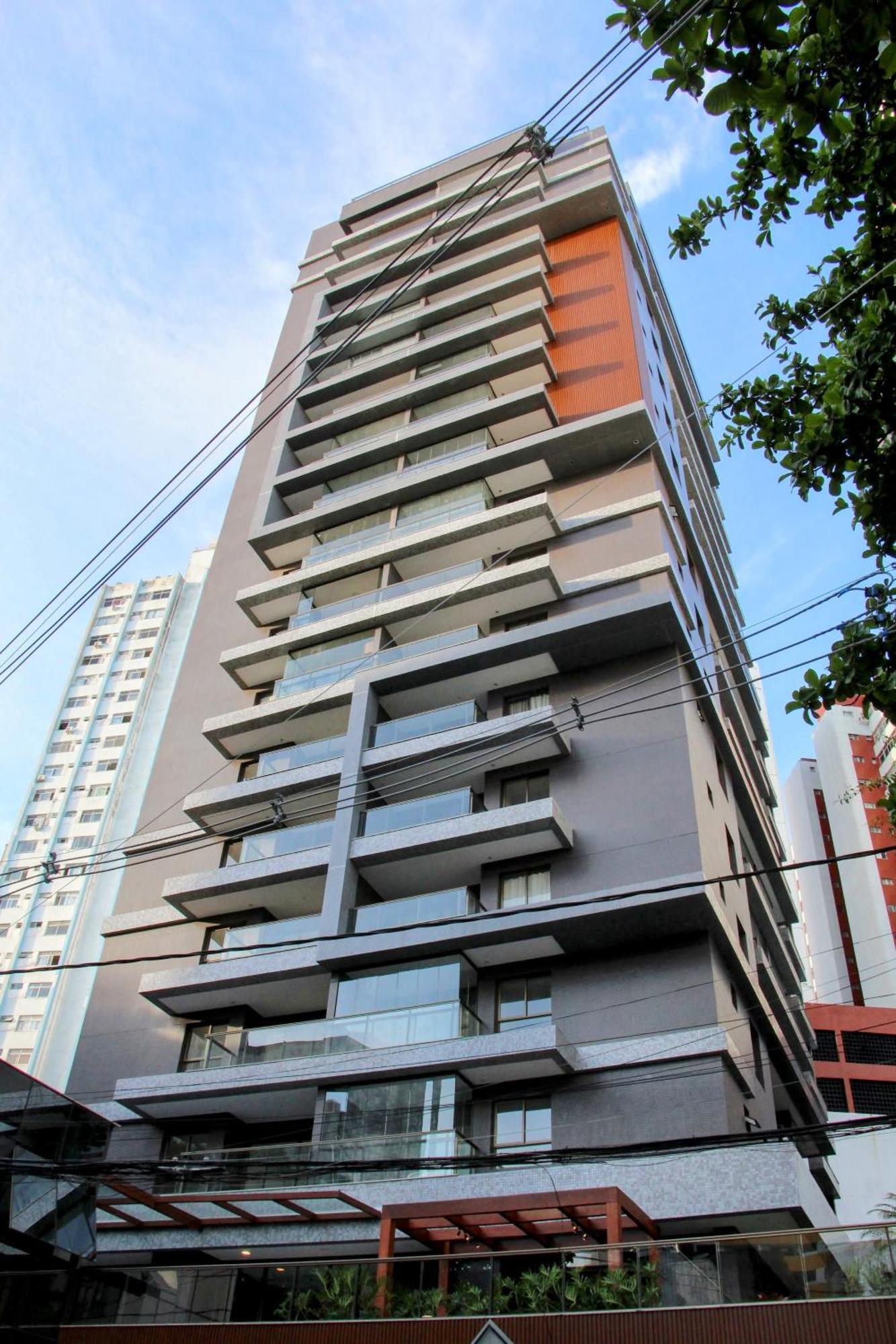 Apartamento Elegante E Confortavel Na Barra Em *